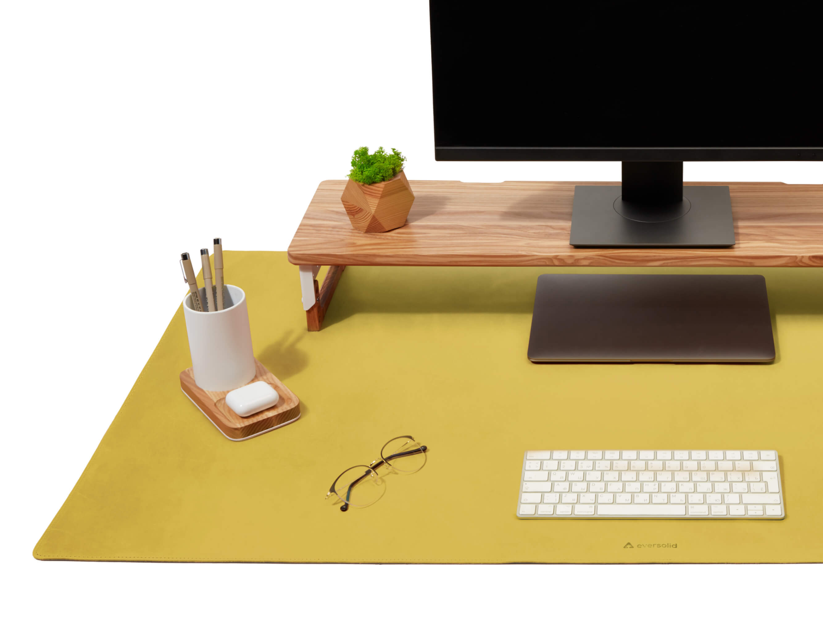 DE:MA™ Desk Mat